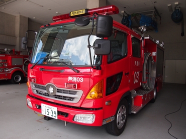 ［水１－Ａ型］ 水槽付きポンプ車