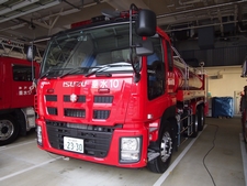 小型動力ポンプ付き水槽車２型