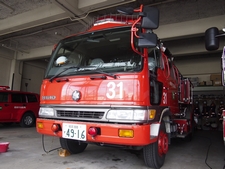 ［水１－Ａ型］ 水槽付きポンプ車