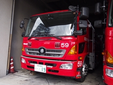 小型動力ポンプ付き水槽車２型
