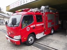 ［ＣＤ-１型］ 小型水槽付きポンプ車