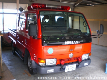 資機材搬送車
