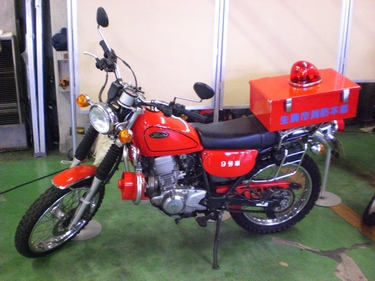 消防自動二輪車