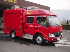 ［ＣＤ-１型］ 小型水槽付きポンプ車