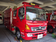［水１－Ａ型］ 水槽付きポンプ車