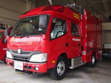 ［ＣＤ-１型］ 小型水槽付きポンプ車