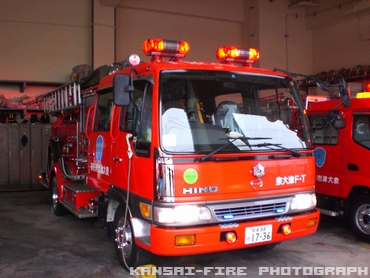 ［水１－Ｂ型］ 水槽付きポンプ車