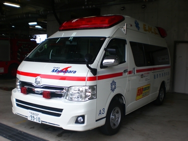 高規格救急自動車 ３代目３型 ハイメディック