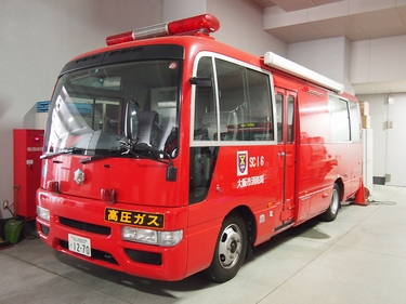 補給車