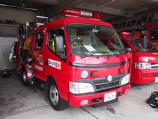 ［ＣＤ-１型］ 小型水槽付きポンプ車
