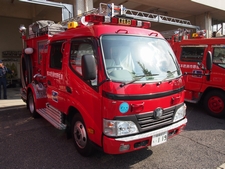［ＣＤ-１型］ 小型水槽付きポンプ車