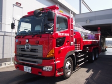 小型動力ポンプ付き水槽車２型