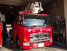 ［２５Ｍ級］ 屈折はしご車