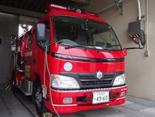 ［CD-1型］ 小型水槽付きポンプ車